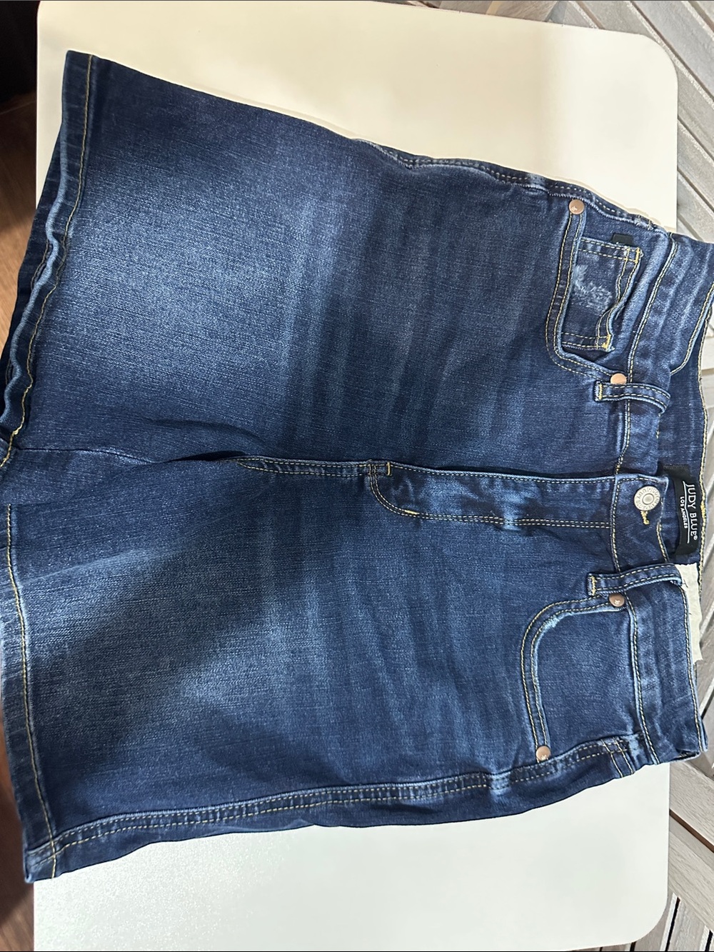Dark Wash Denim Short - Classic Five-Pocket Style
